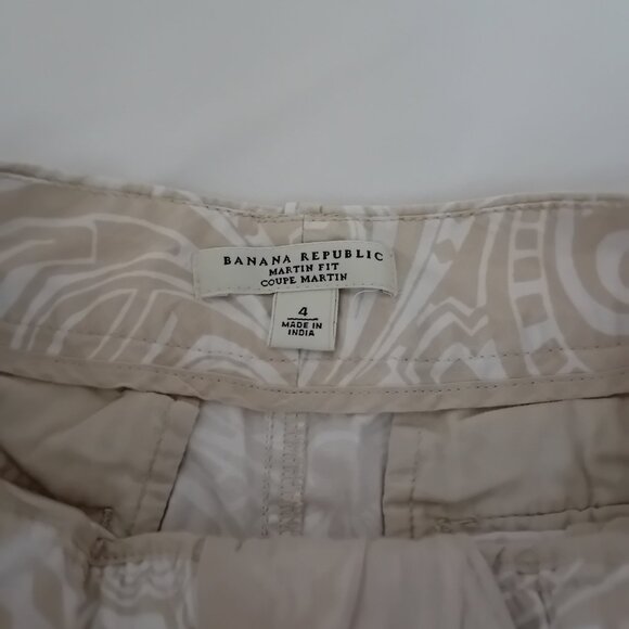 Banana Republic Martin Fit Size 4 Shorts - Picture 5 of 6